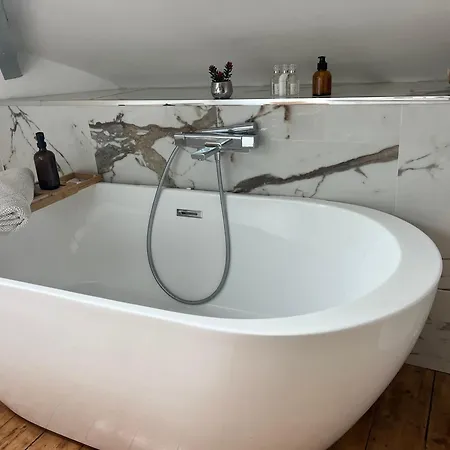 La Maison De Blandine Онфлёр