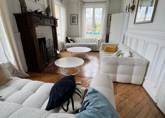 La Maison De Blandine Онфлёр